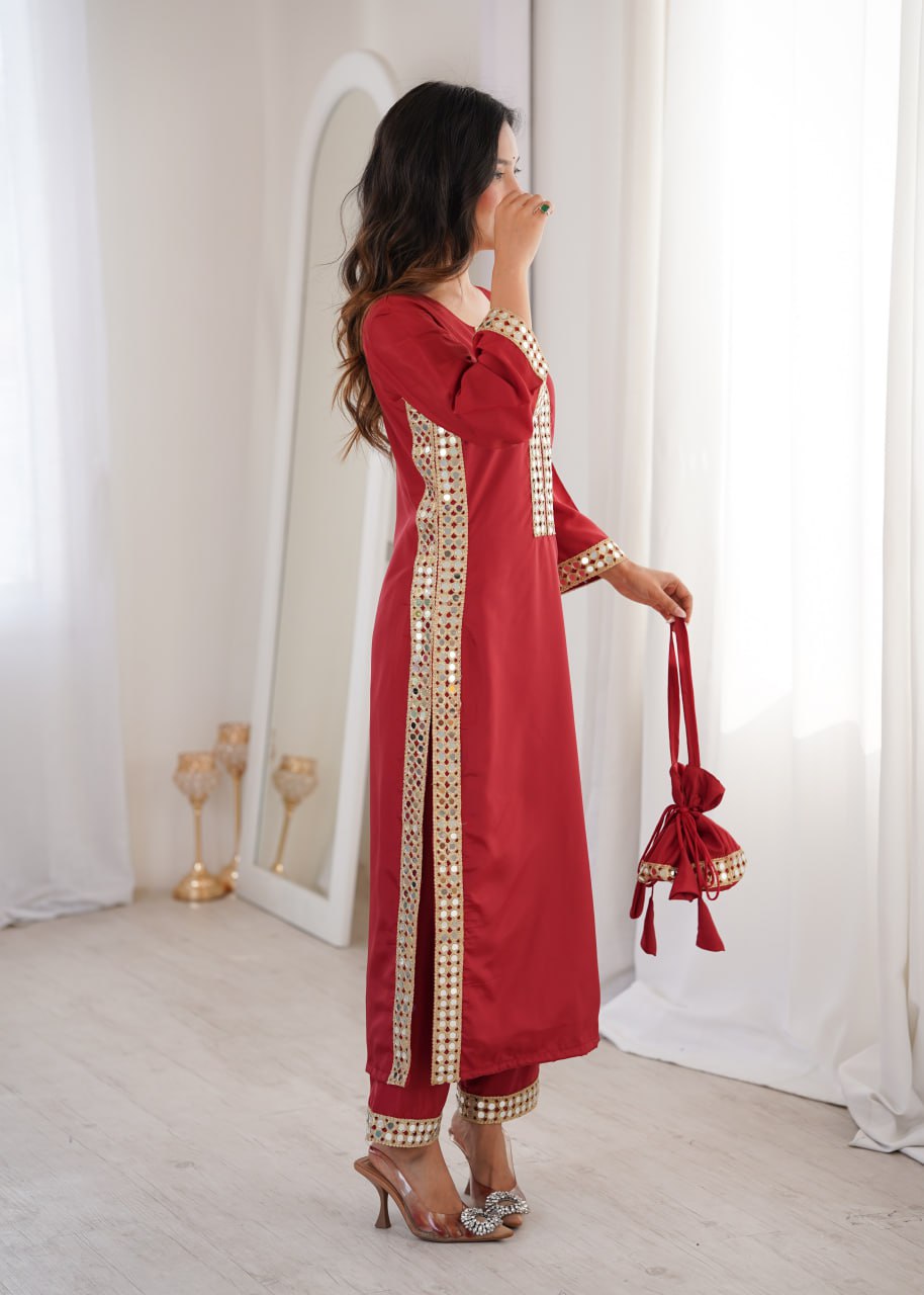 Mirror Work Kurti Set with Batwa