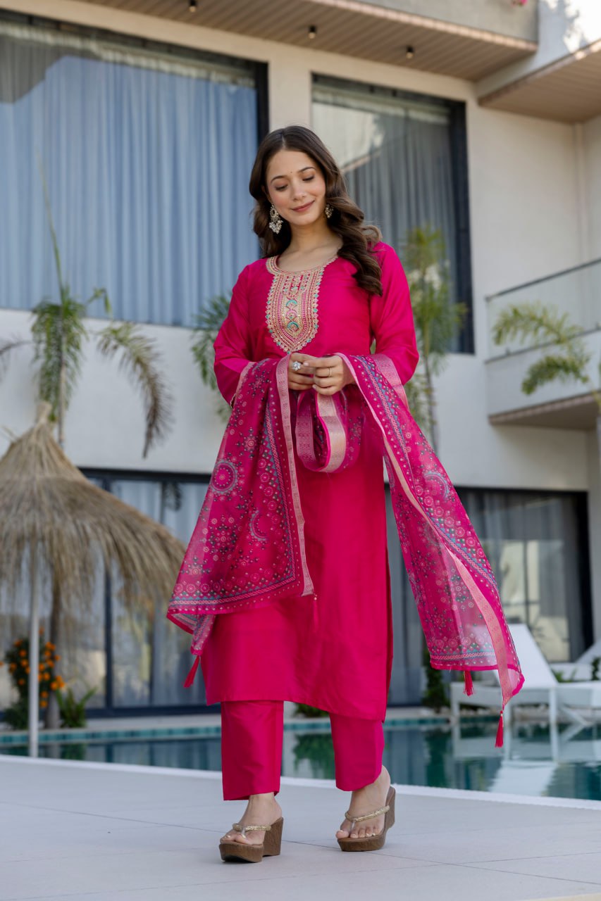 Pink Kurti Pant With Dupatta Set